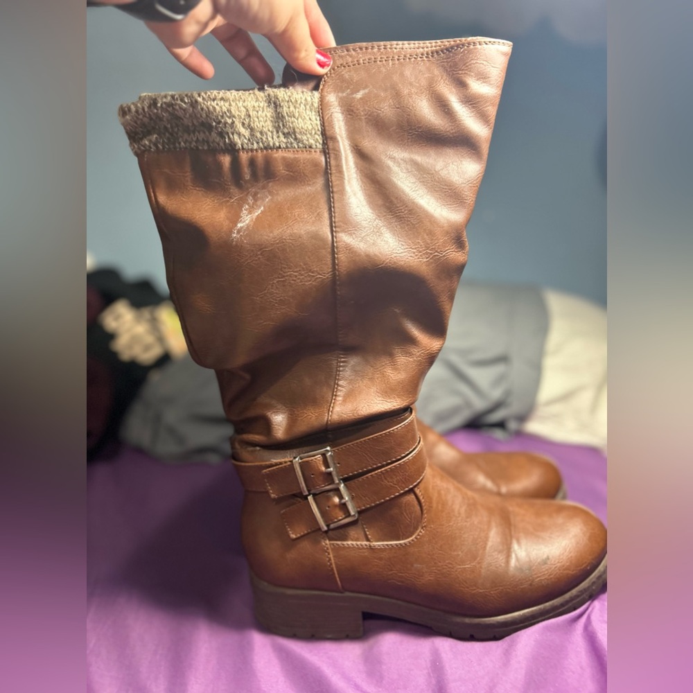 Maurice’s boots